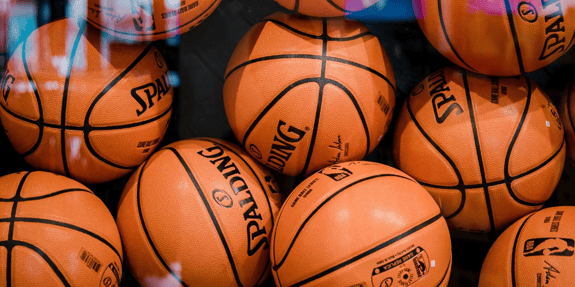 Basketball 